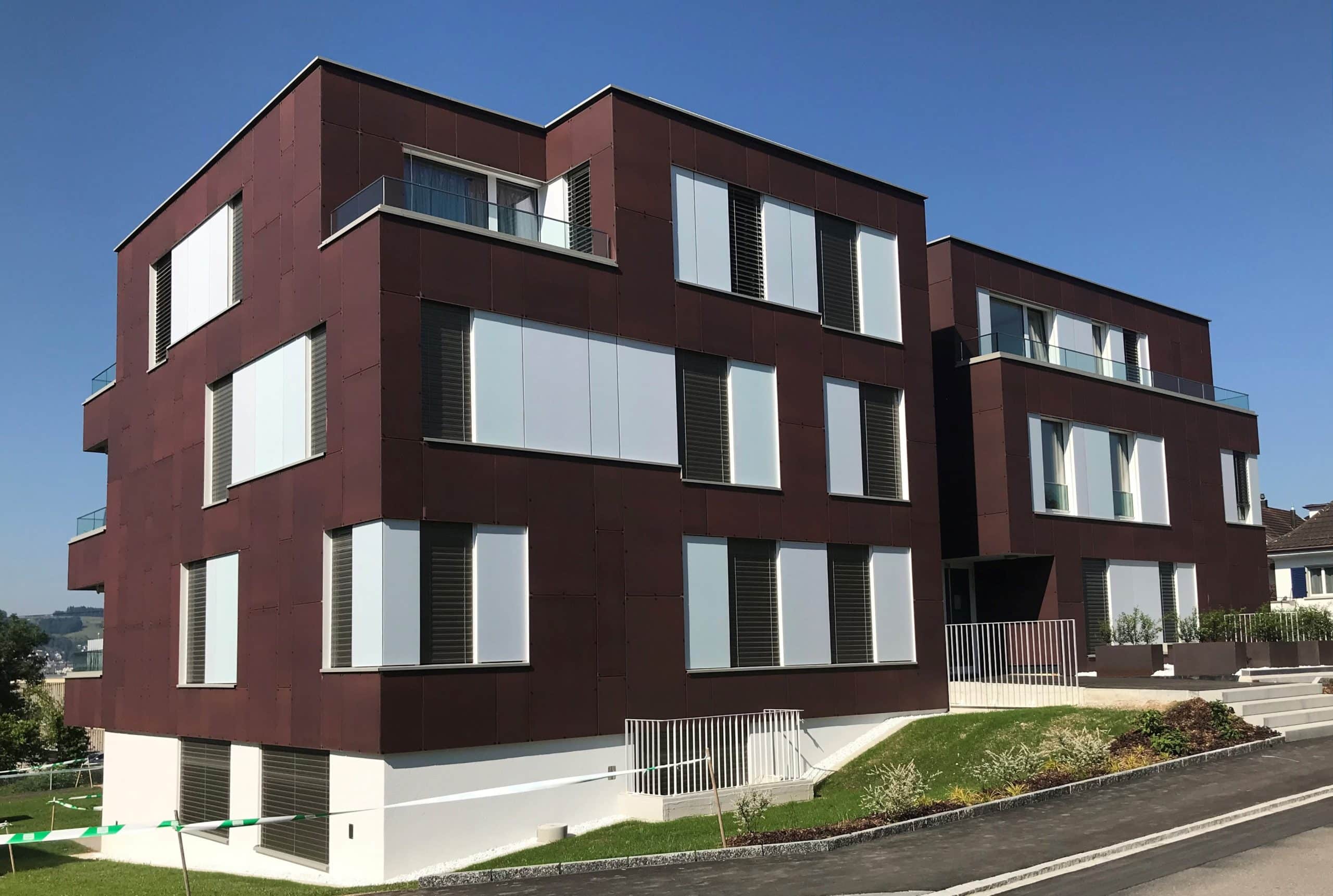 Panneaux PV blancs Solaxess, fabriquant New Issol